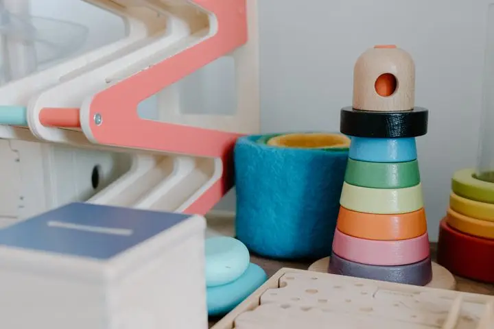 Montessori en casa: qué es de verdad y qué es marketing